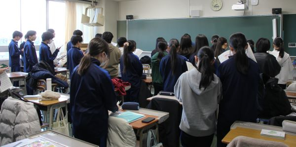 080129合唱朝練 (8).JPG